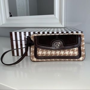 FLASH SALE! Coach Wristlet